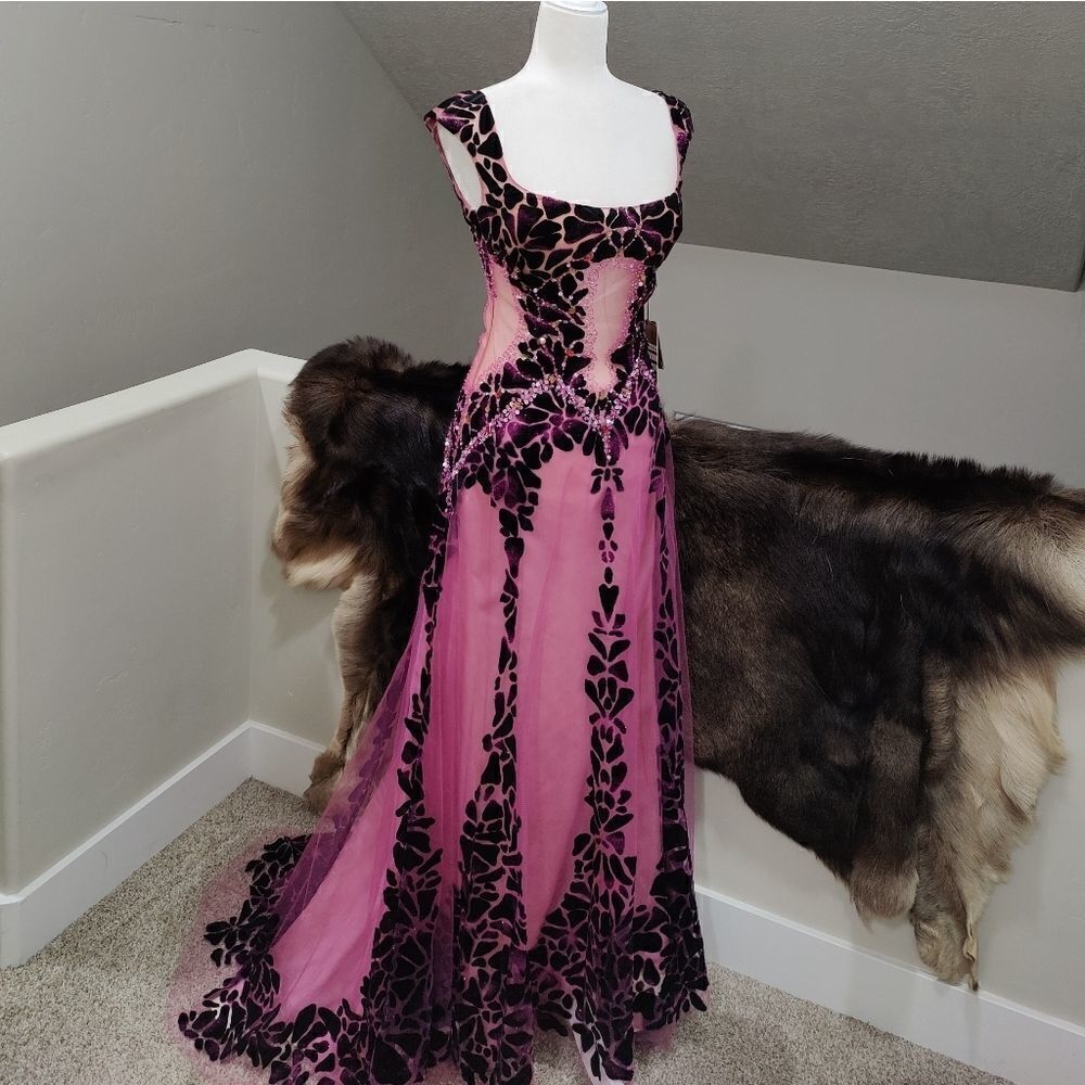 Stunning Silk Purple Gradient Glitter Floral Beaded & Sequined Gown - Picture 5 of 16